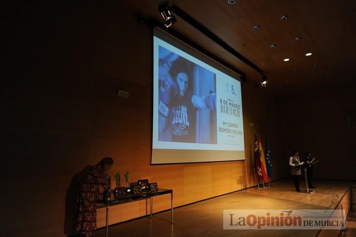 Entrega de los Premios 8 de Marzo de la Comunidad