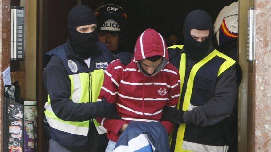 El juez encierra a Nouh Mediouni como "miembro activo" del grupo Al Qaeda