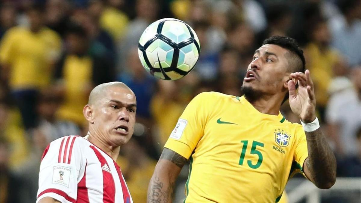 Paulinho, jugador de Brasil