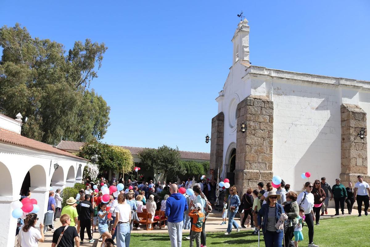 Romería en la ermita de la Virgen de las Cruces, en Don Benito.