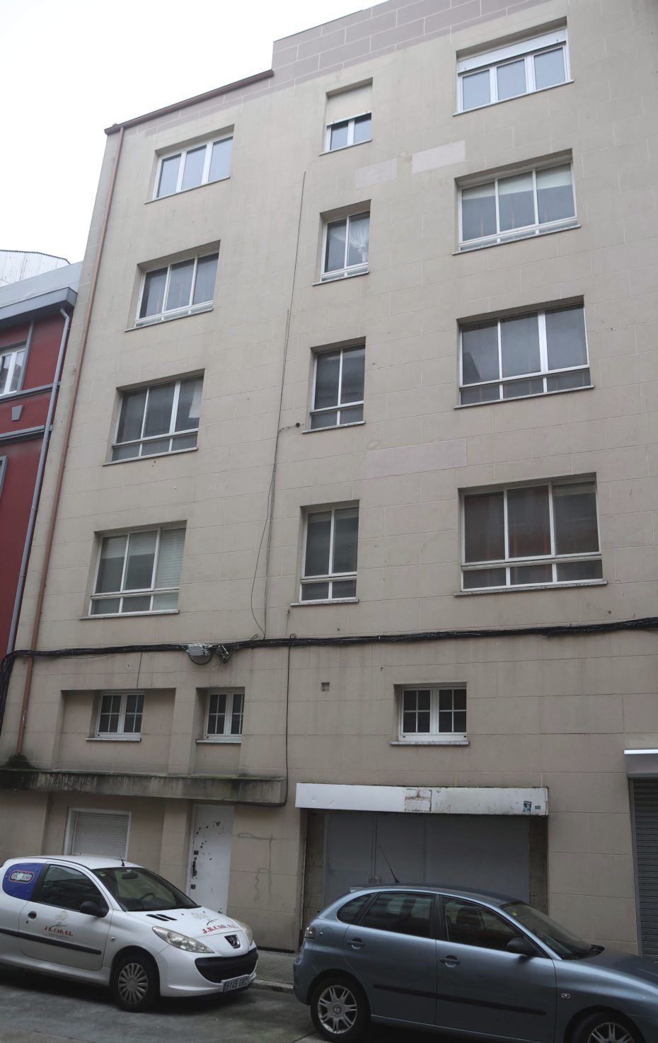 El edificio 49-51 de la calle Santo Tomás, en el que hubo que realizar demoliciones. |  Iago López