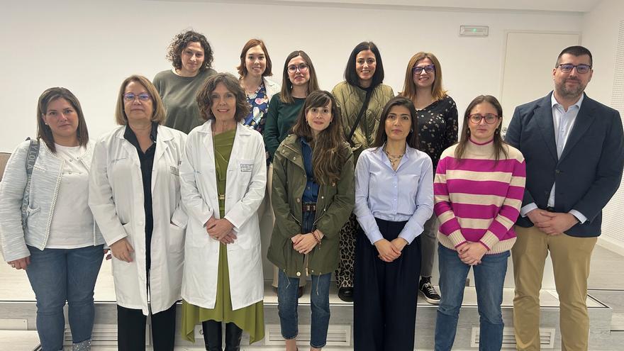 Pleno de mujeres en la atención pediátrica de Pontevedra y O Salnés