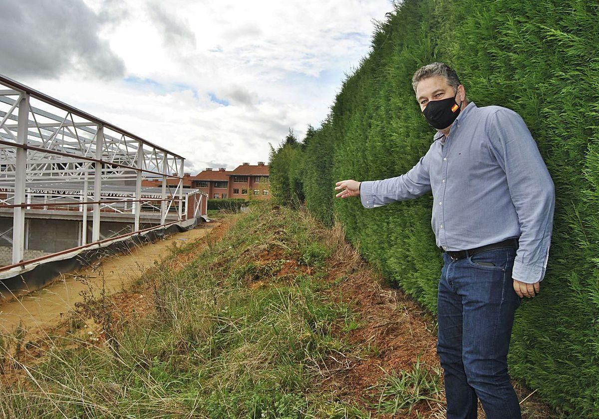 La obra del IES La Fresneda provoca daños en cinco chalés y hundimientos de terreno