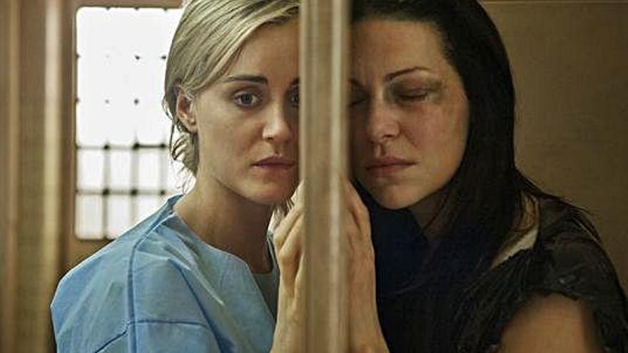 Taylor Schilling i Laura Prepon.