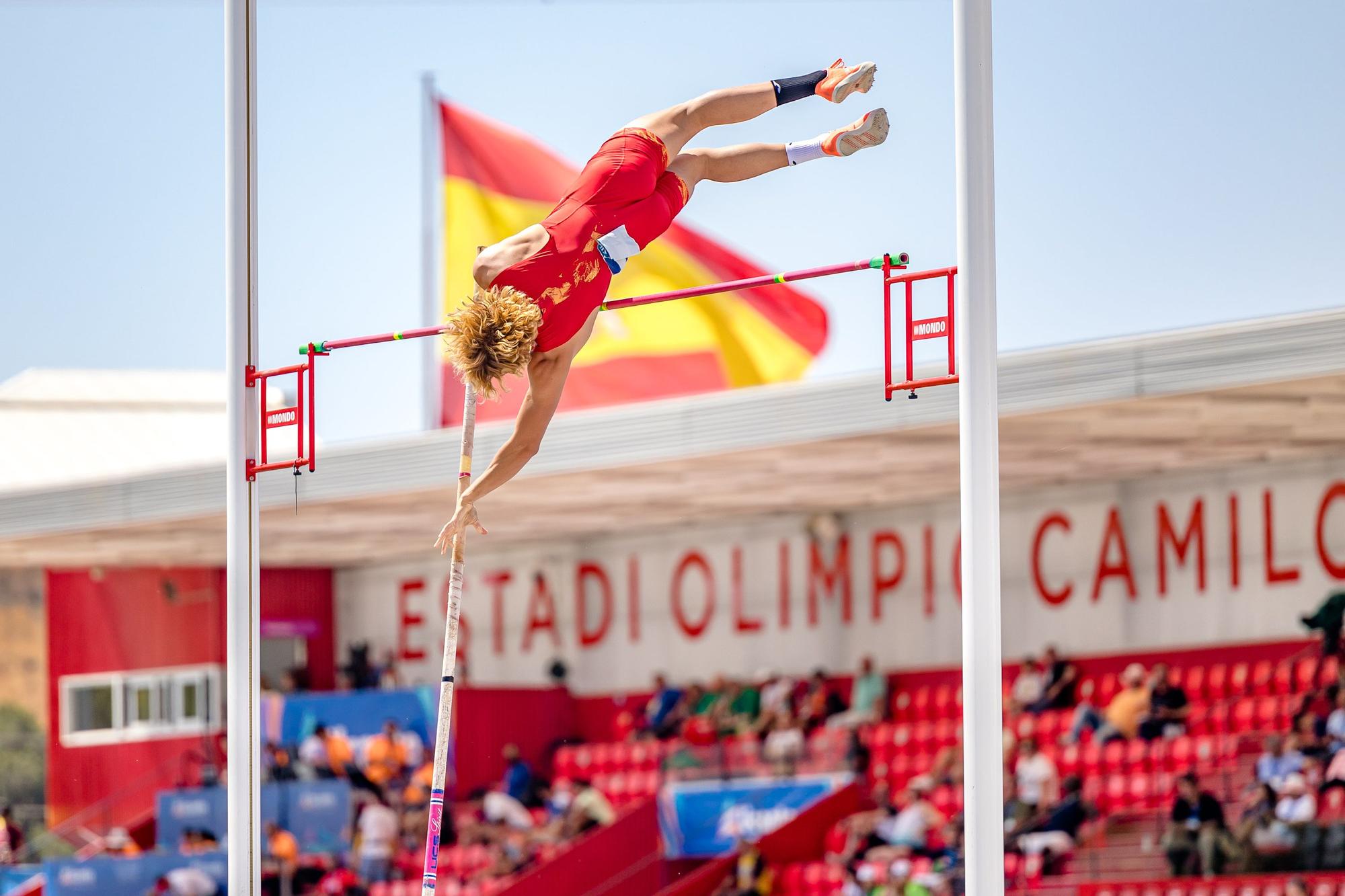 España terminó en primera posición del XIX Campeonato Iberoamericano de Atletismo “Alicante 2022”. El atleta de Onil Eusebio Cáceres se reencuentra con sus mejores sensaciones y gana en La Nucía con un salto de 8,05 metros.