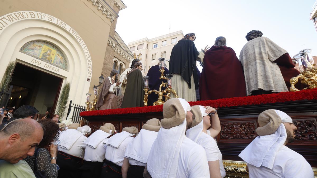 En imágenes | Procesiones del Jueves Santo en Zaragoza