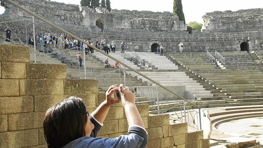 Los monumentos de Mérida reciben 340.000 visitantes en el 2015, un 15% más