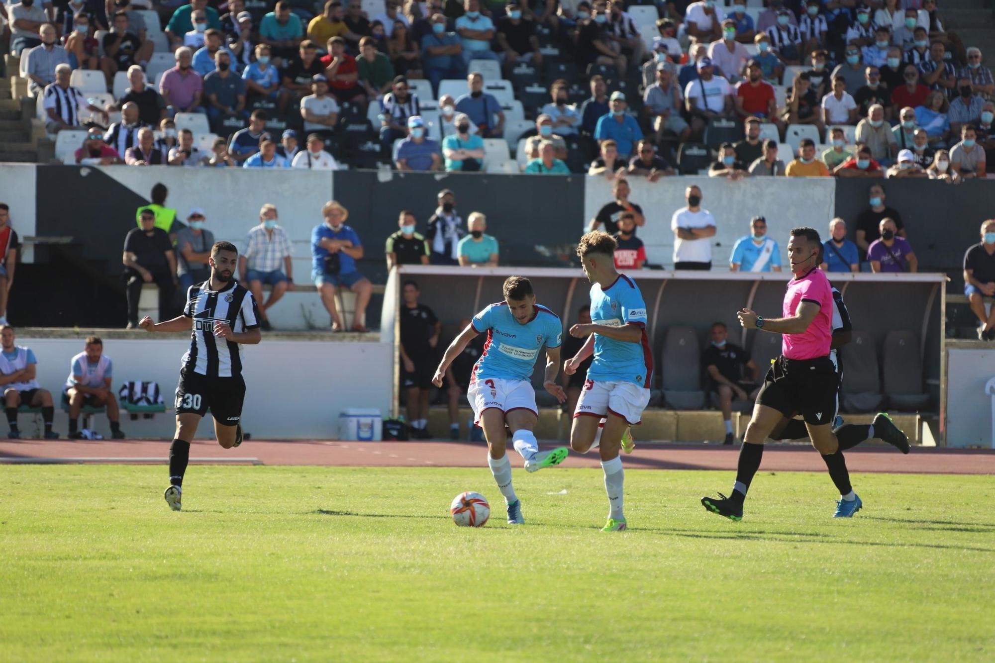 Las imágenes de la Balompédica Linense-Córdoba CF