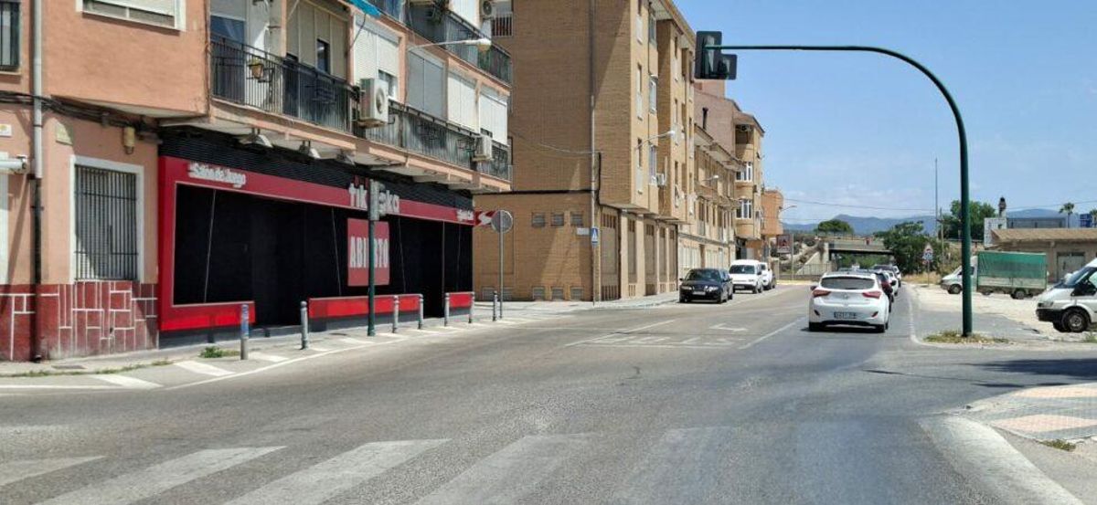 La casa de apuestas frente al colegio Ruperto Chapí.