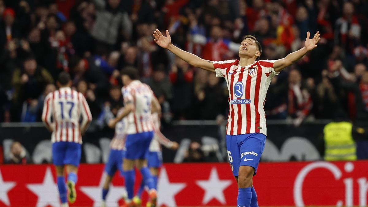 Nahuel Molina, en un partido con el Atlético de Madrid.