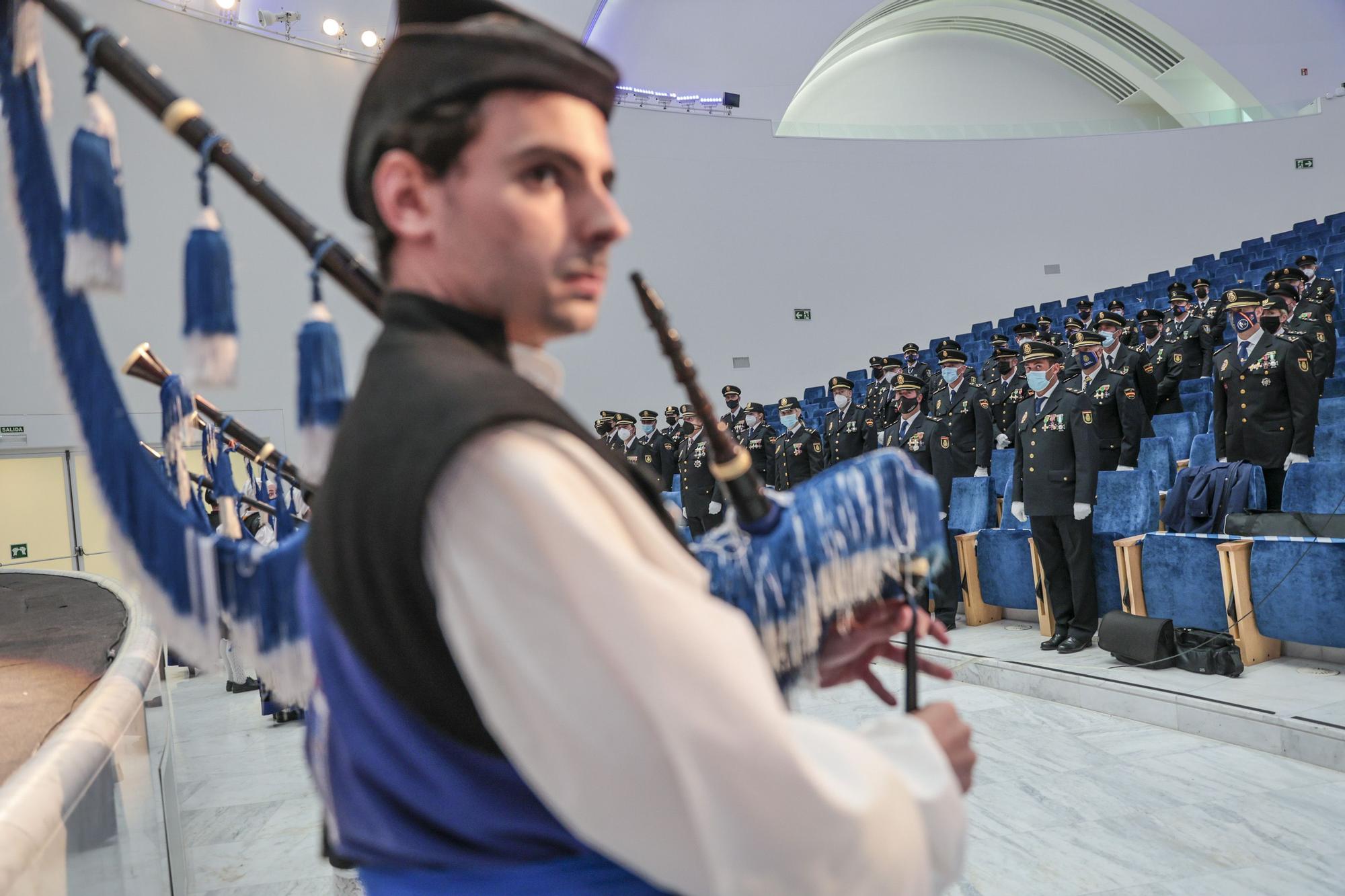 La Policía Nacional de Oviedo celebra a sus patronos, los Ángeles Custodios