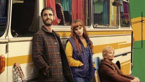 Dani Rovira, Susana Abaitua y Elena Irureta en El bus de la vida.