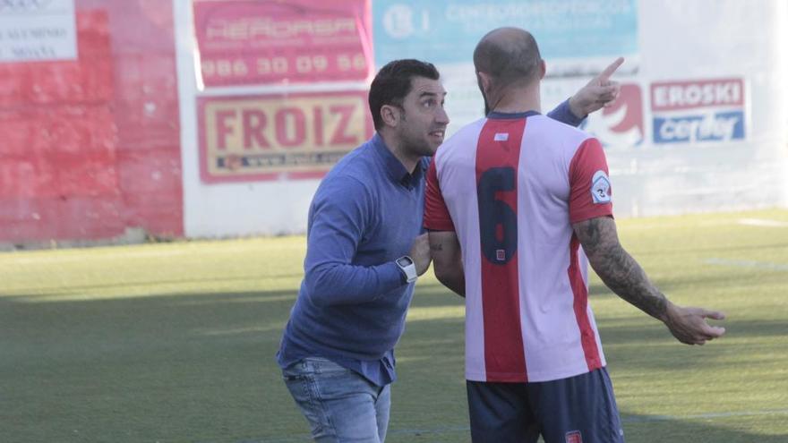 Antonio Fernández no continuará como técnico del Alondras