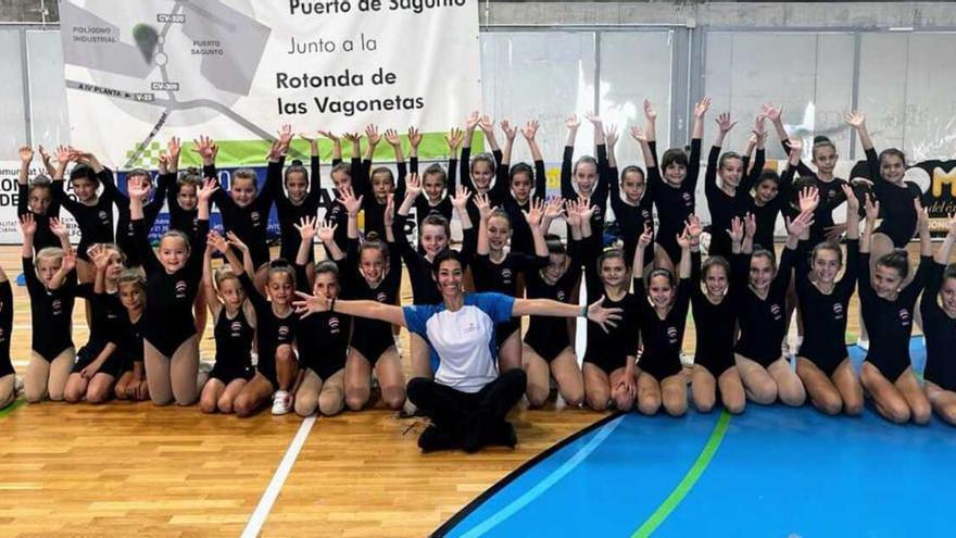 La gimnasia aeróbica desborda el Marigil