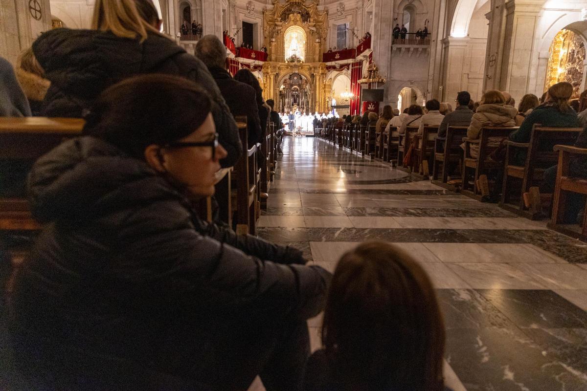 El concierto de Navidad del Misteri, en imágenes