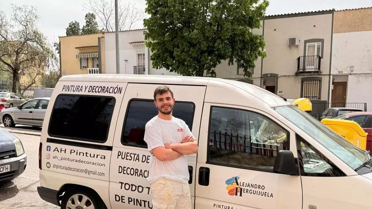 Alejandro Herguijuela «Dentro de 10 años no va a haber quién te pinte, quién te haga una obra, ni quién te ponga una tubería o un enchufe»