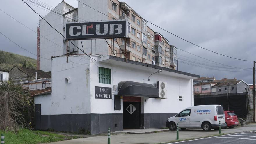 Arrestati tre uomini e un indagato per un'aggressione sessuale di gruppo in un locale di intrattenimento notturno di Ourense