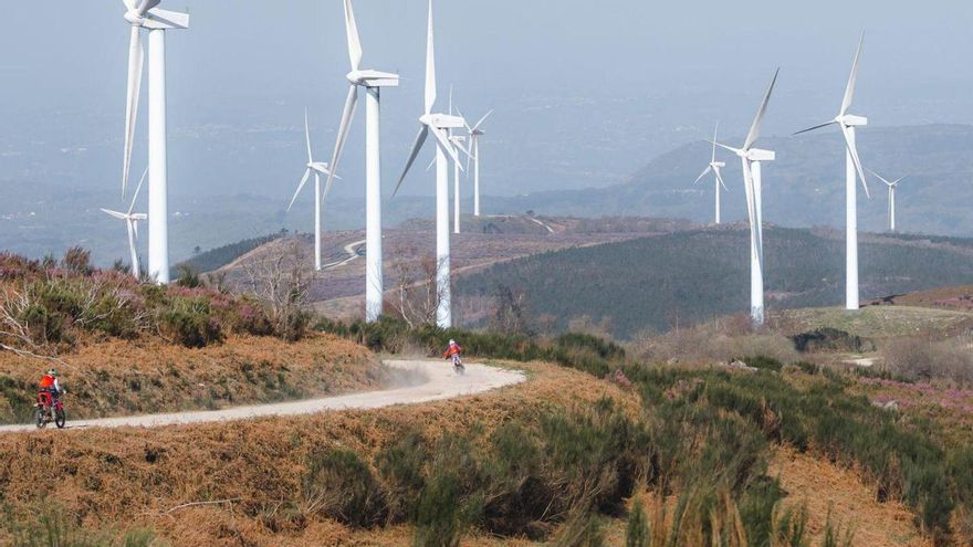 Un parque eólico en A Estrada. | Julián Vázquez