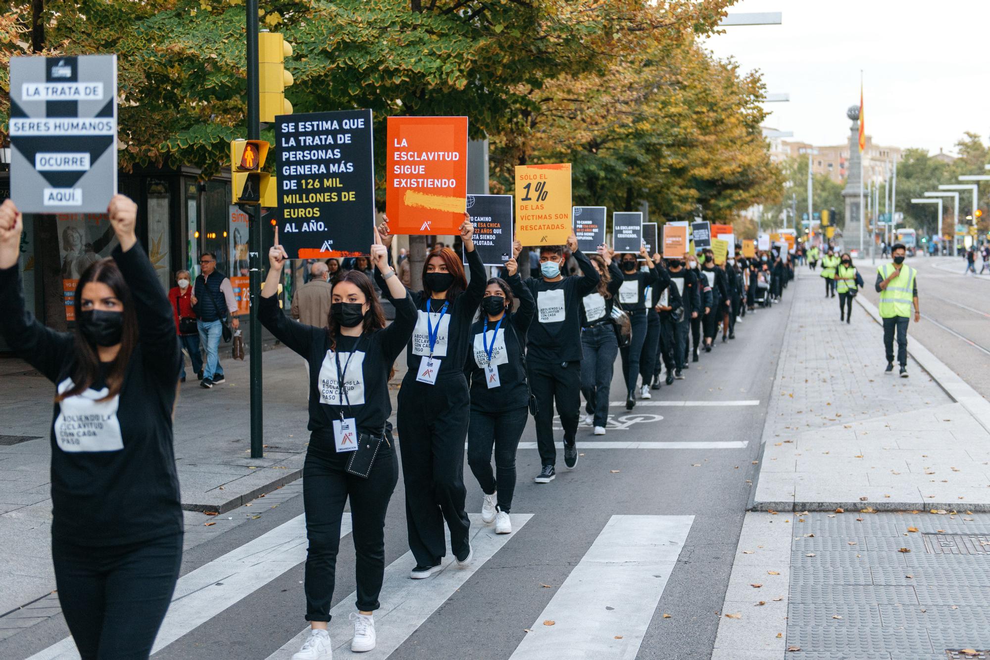 Caminando por Libertad en Zaragoza contra la trata de personas