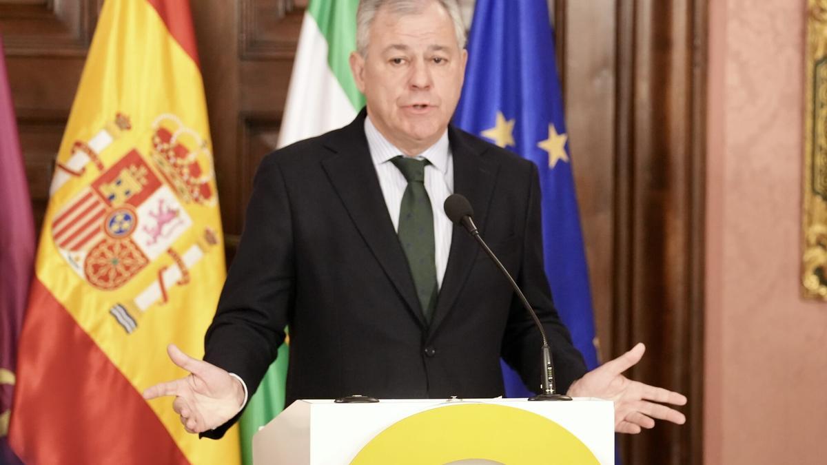 El alcalde de Sevilla, José Luis Sanz