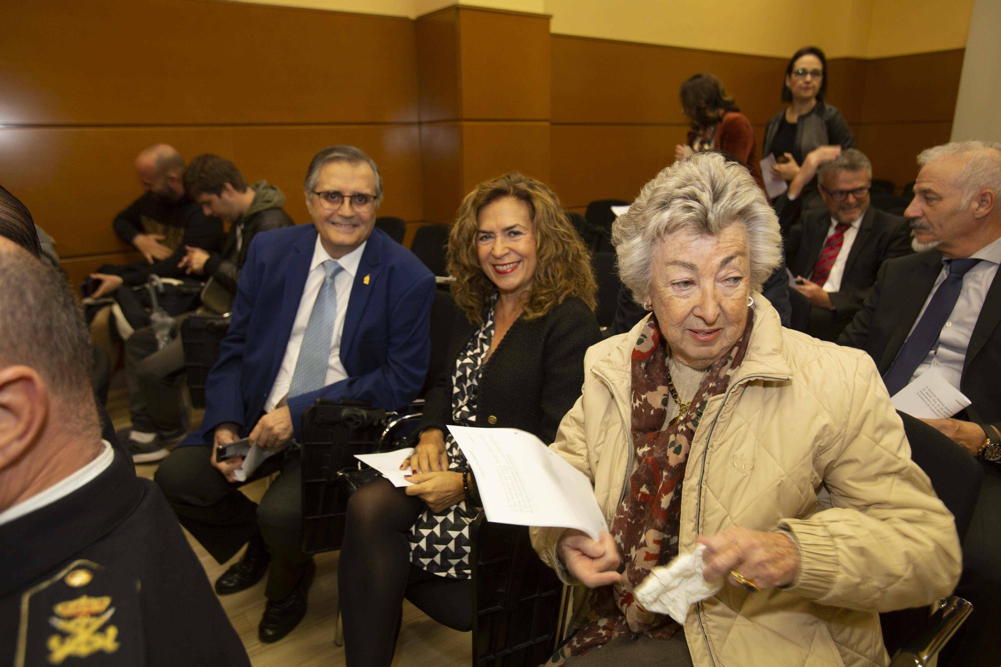 20 años de lectura de la Constitución en la sede de la UA