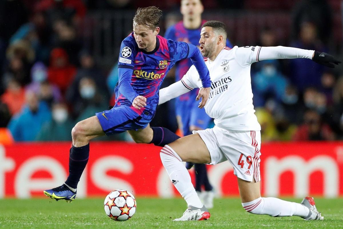 Frenkie de Jong, en una acción del partido.