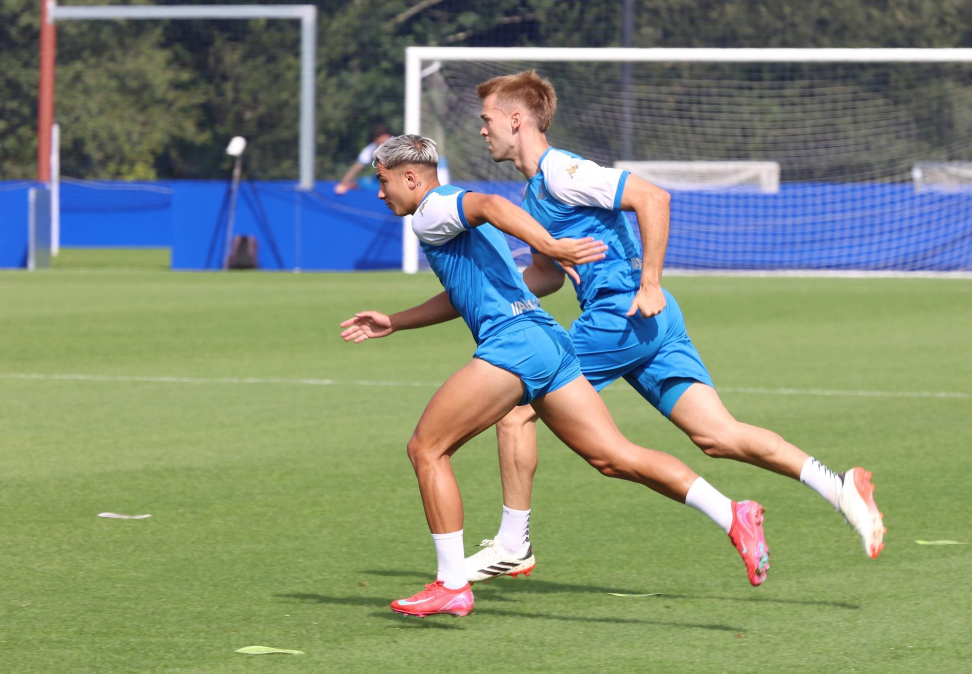 Primer entrenamiento de Luismi Cruz en Abegondo