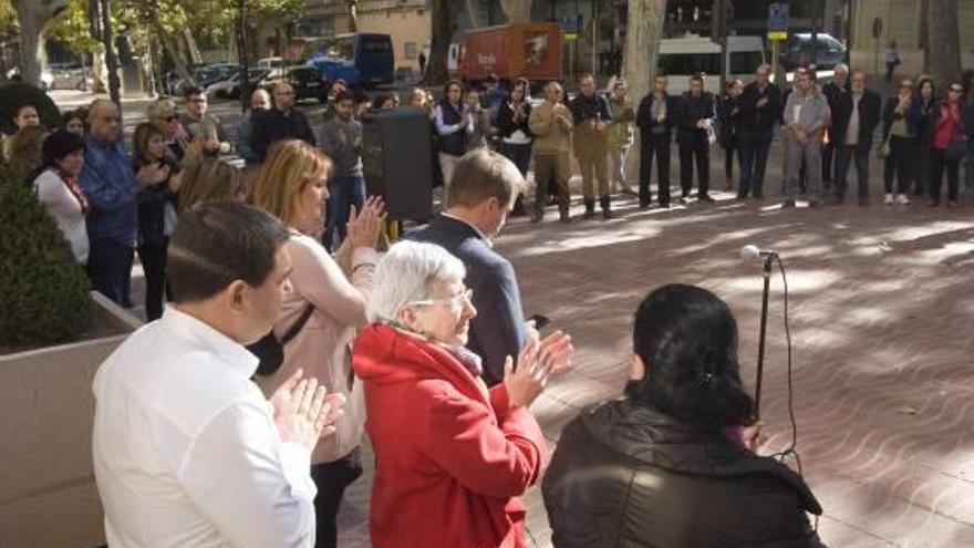 Concentraciones de repulsa por el crimen de Alzira