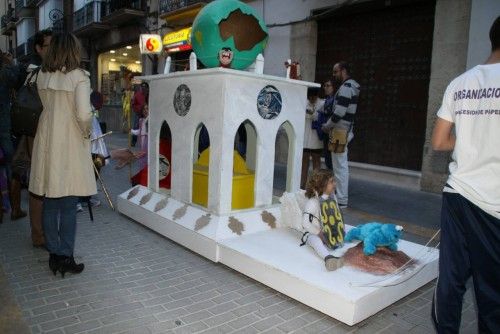 Procesión de papel en Lorca