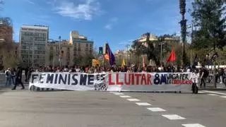 8M a Catalunya: els talls de trànsit i la manifestació d'estudiants compliquen la mobilitat a Barcelona