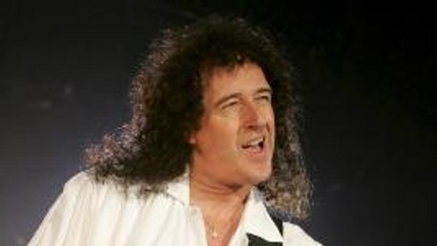 Imagen de archivo de Brian May, guitarrista de la legendaria banda de rock Queen, durante una actuación.