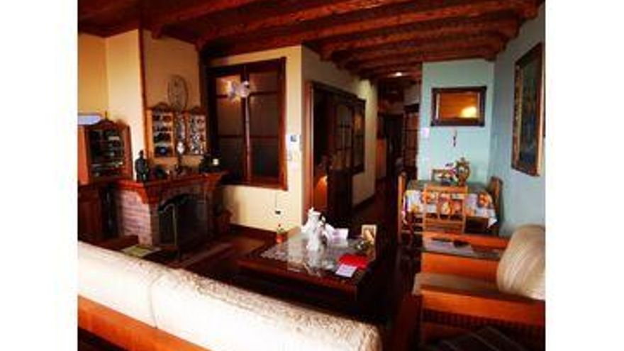 240.000 € Venta de casa en La Orotava 65 m2, 3 habitaciones, 2 baños, 3.692 €/m2...