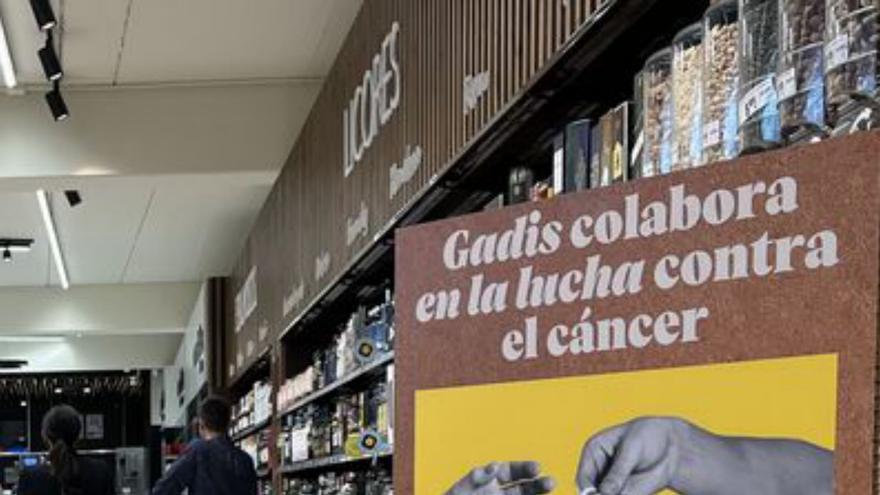 Los clientes de Gadis donan más de 14.500 euros a la lucha contra el cáncer