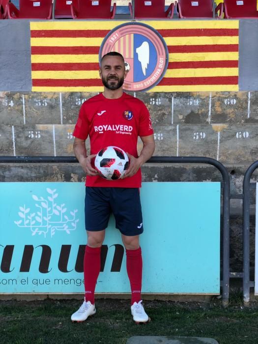 Presentació d'Eloi Amagat com a nou jugador de l'Olot