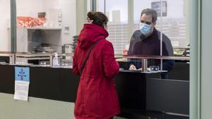 Els serveis socials de Barcelona incorporaran un centenar de professionals