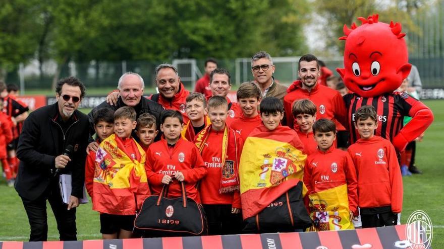 San Siro ovaciona a los zamoranos elegidos para participar en el Milan Day Camp