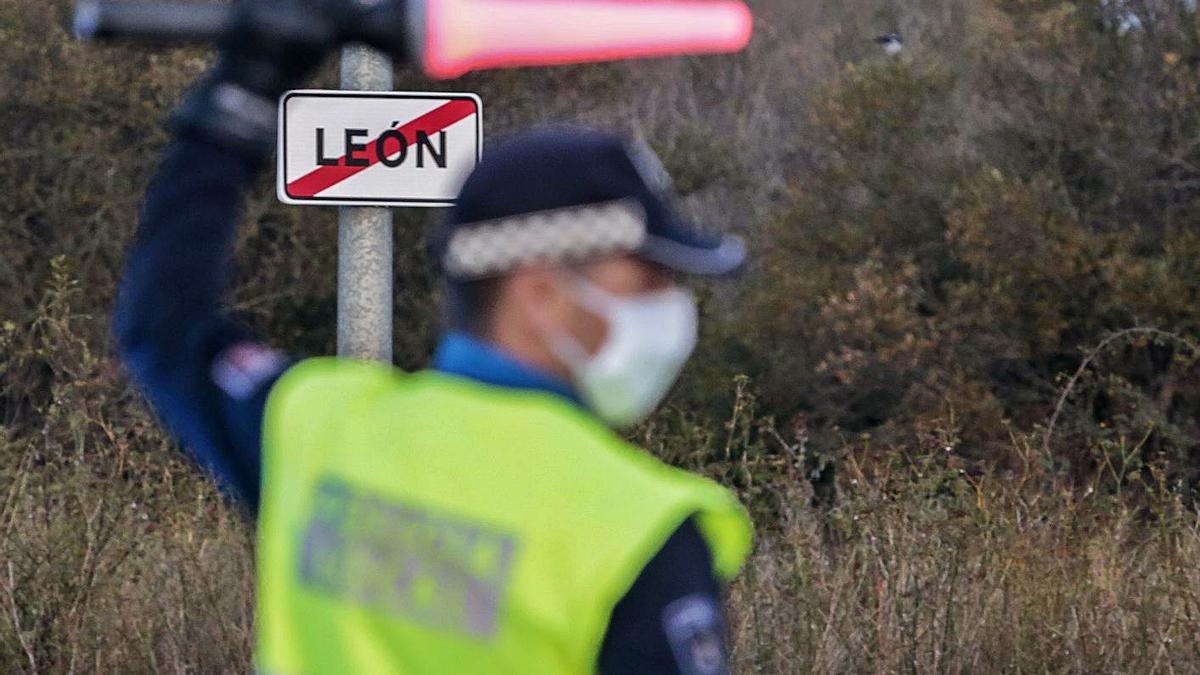 El TSJCyl ratifica las restricciones en León y Palencia para controlar el COVID