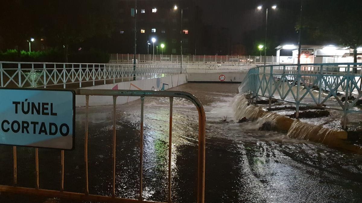 Zona inundada en Aldaia, anoche.