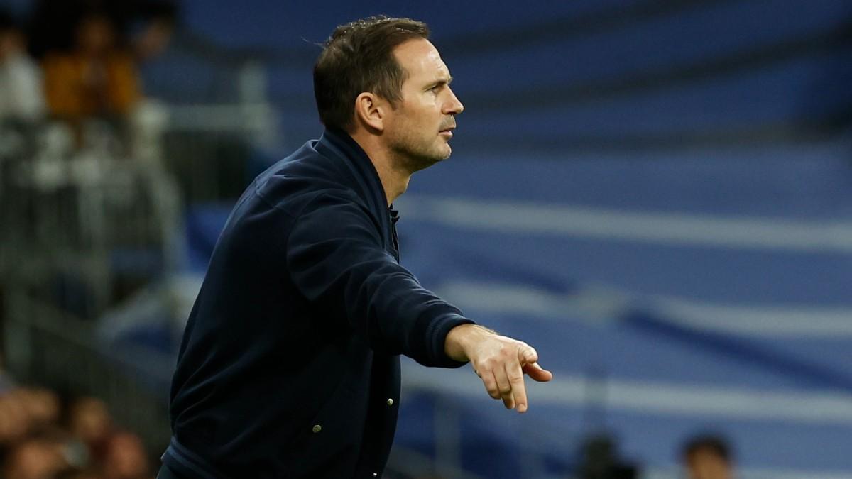 FÚTBOL INTERNACIONAL | Frank Lampard podría volver al banquillo