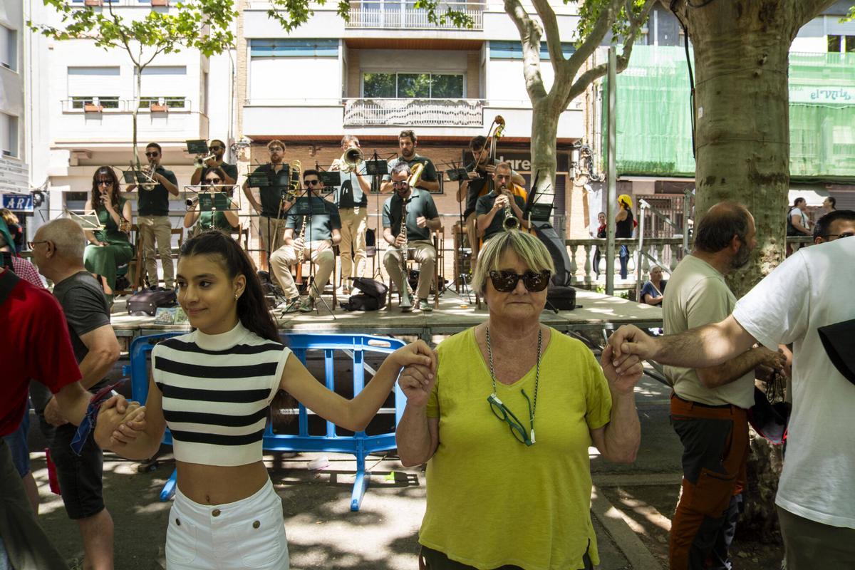Els Saletes ressorgeixen a la Patum amb la nova sardana de Robert Agustina
