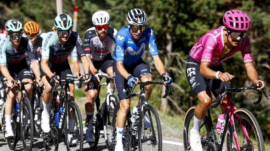 Enric Mas se pone tercero de la general de La Vuelta tras la enésima exhibición de Pogacar