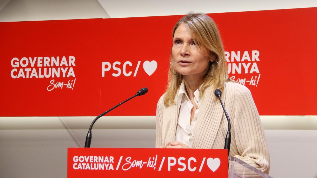 La viceprimera secretària d&#039;Organització del PSC, Lluïsa Moret, en roda de premsa