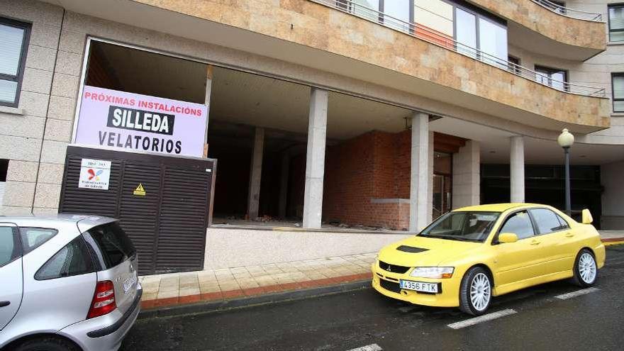 En el bajo que se prevé ocupen las futuras instalaciones ya se publicita el servicio.  // Bernabé/Gutier