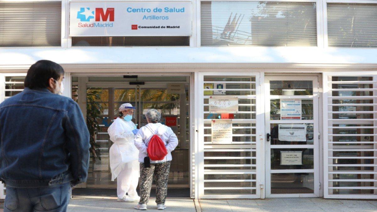 Los sindicatos médicos convocan huelga indefinida desde el 27 de octubre