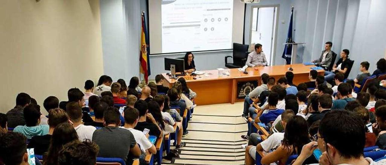 Jornada de acogida a los nuevos alumnos de la Politécnica de Gijón en el presente curso académico.