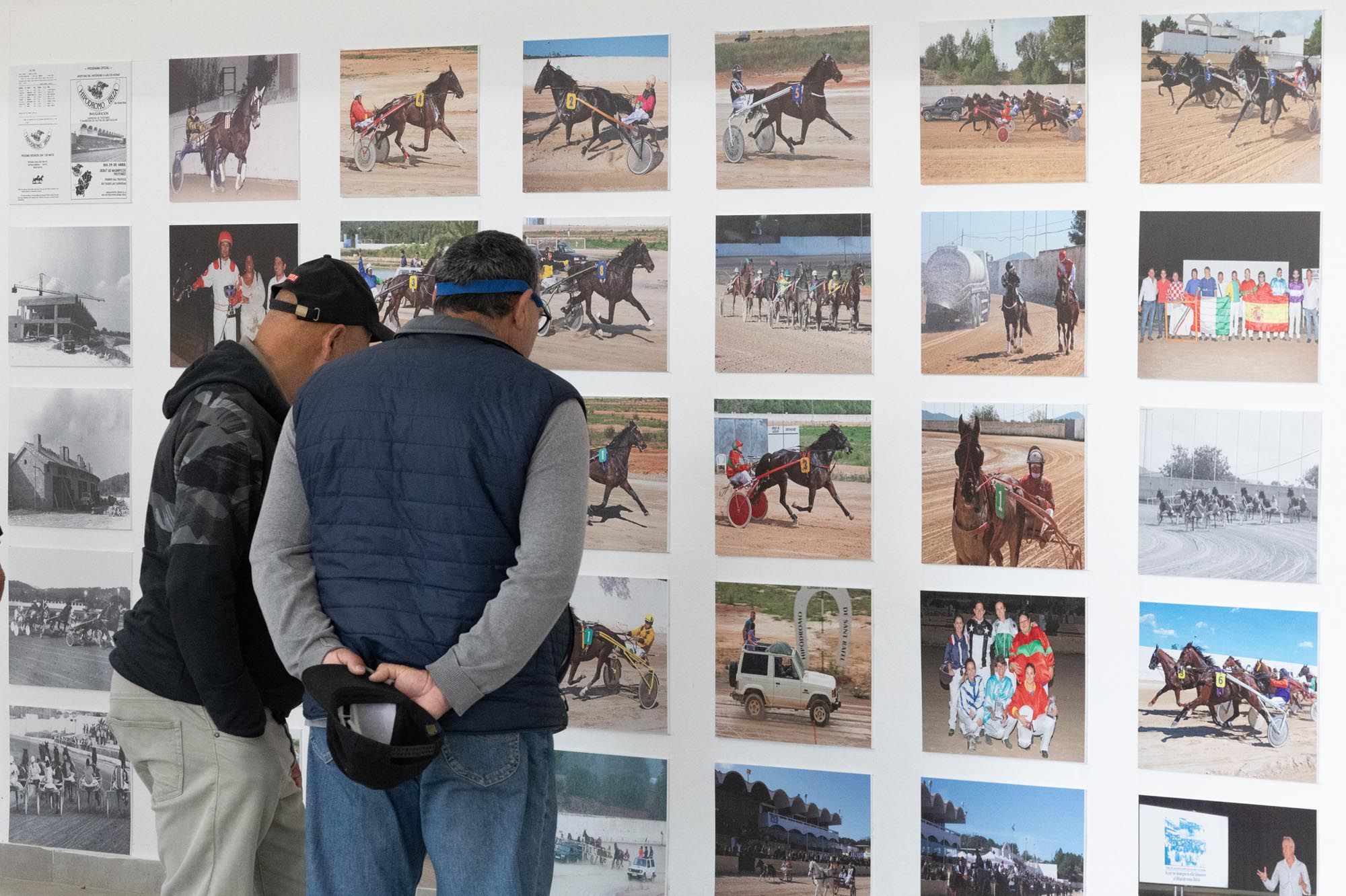 Exposición fotográfica del 40 aniversario del hipódromo de Sant Rafel