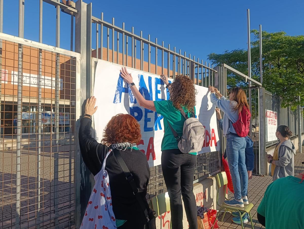 Arranca la huelga educativa en Morvedre