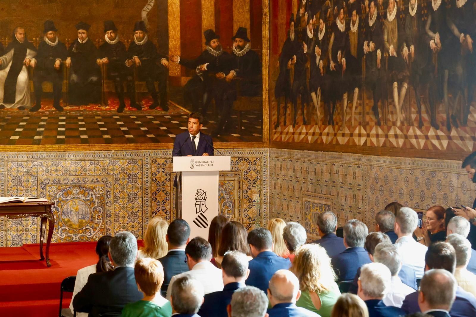 Toma de posesión de los nuevos consellers de Mazón