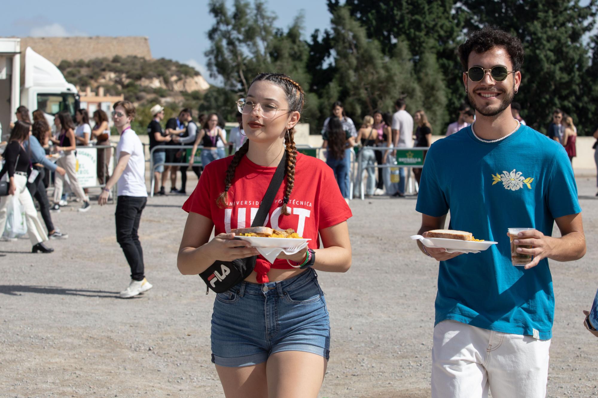 Paella gigante en las Fiestas de Acogida de la UPCT