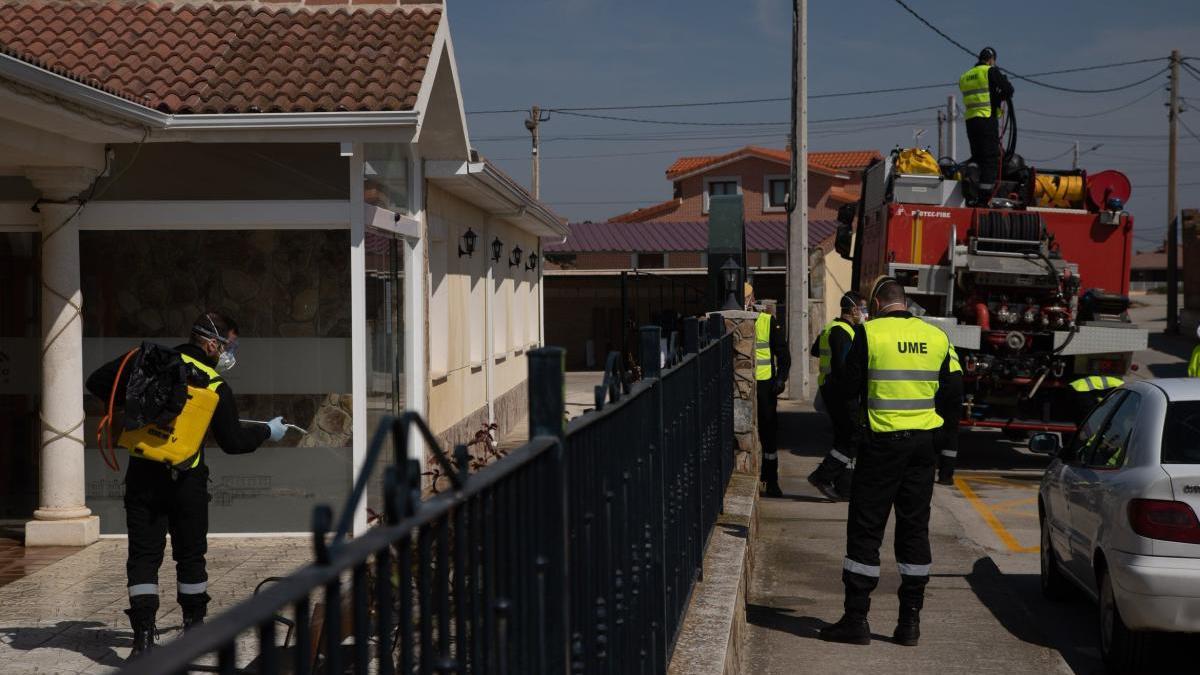 Residencia de mayores de la provincia desinfectada por la UME.